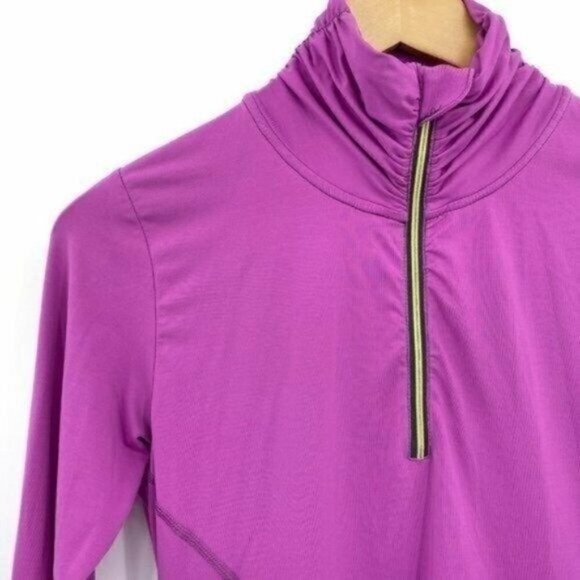 Title Nine Pink Graphic Inspiration Barbie 1/4 Zip XS Running Paradigm Pullover - Picture 3 of 11